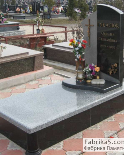 Комбінований пам’ятник у західному стилі №13-015, Пам'ятники із сірого граніту