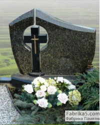 Італійський пам’ятник з хрестом із зеленого граніту №13-025 виріб, 