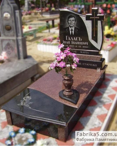 Комбінований пам’ятник з хрестом у західному стилі №13-048, Пам'ятники у вигляді хреста