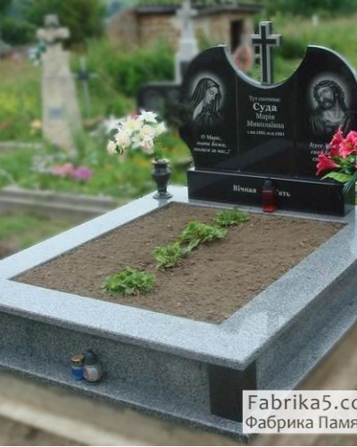 Двойной памятник в западном стиле №22-034, Фигурные двойные памятники