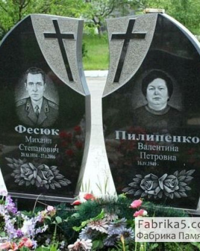 Двойной фигурный памятник из гранита №23-009, Фигурные двойные памятники