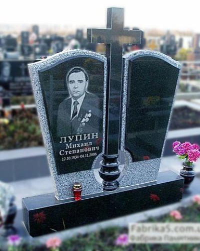 Двойной памятник из серого гранита  №23-032, Двойные памятники средней сложности
