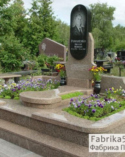 Гранітний комплекс №41-011, Меморіальні комплекси: ціни, фото на цвинтарі
