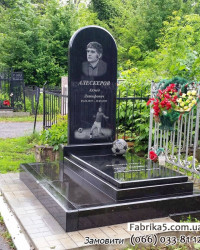  Гранитный памятник для футболиста в Одессе, Фото  №74-003 изделие, 