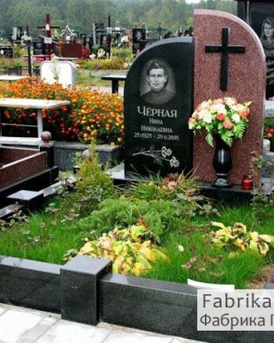 Гранитный цоколь №81-001, Цоколя и оградки на могилу