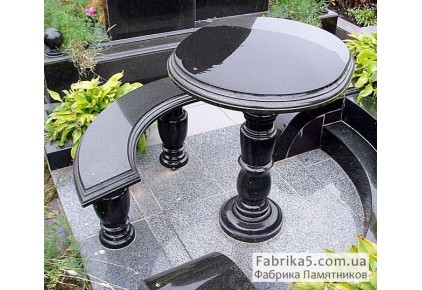Круглый столик на кладбище  №84-002, Столики и скамейки