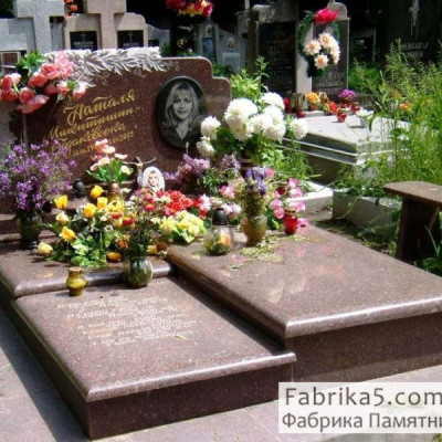 Італійське надгроб’я №86-004 виріб, 