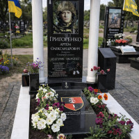 Памятник для военного A-015