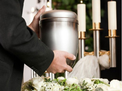 Кремація чи традиційне поховання: що обрати?