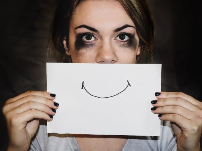 Як психологічно пережити втрату близької людини: поради для рідних