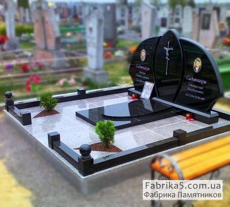 Італійський пам'ятник із чорного граніту, фото №23-0261, ФОТО Каталог пам'ятників