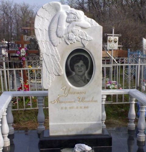 Памятник с ангелом №73-009, Скульптура на могилу, Фабрика памятников