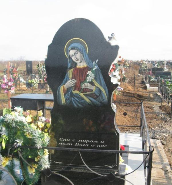 Цветная икона Девы Марии на памятник №96-002, Оформление памятников, Фабрика памятников